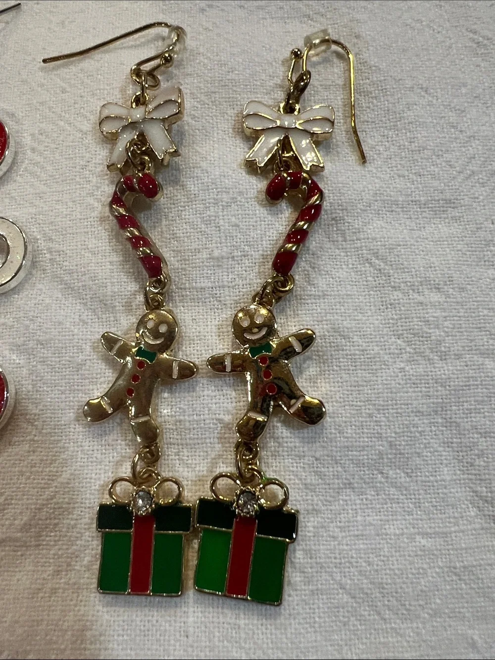 4 Sets of Christmas Earrings.